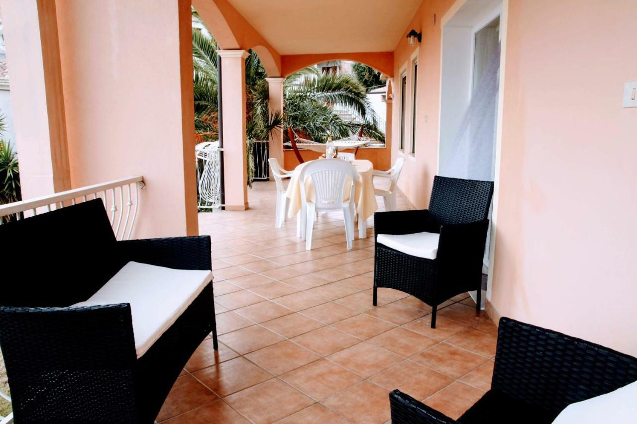 Grande Casa Al Mare Le Verande Santa Maria Navarrese Kültér fotó